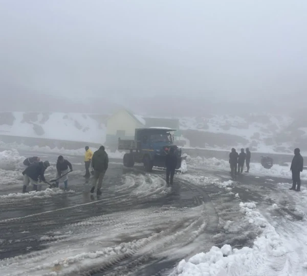 Snowfall at Nathula Pass Sikkim