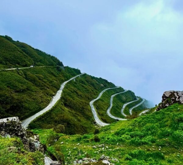 Thambi View Point with panoramic Himalayan views on Silk Route